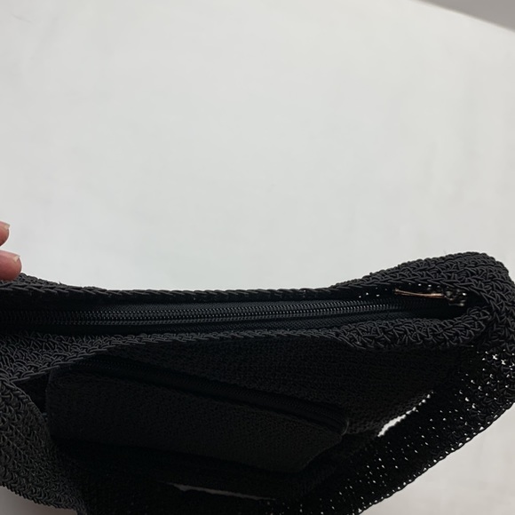 Black crocheted shoulder bag purse - Picture 10 of 11